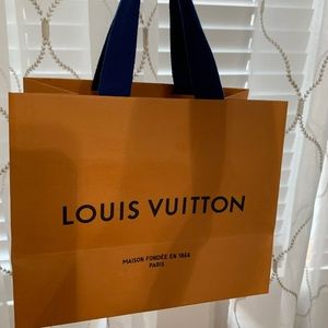 Louis Vuitton paper bag
